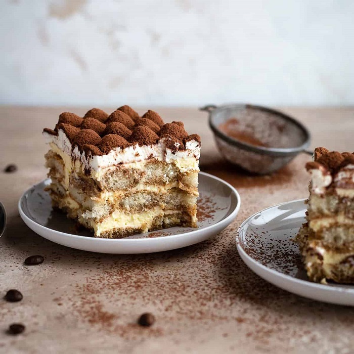 Bánh Tiramisu - Món ăn nổi tiếng ở Ý