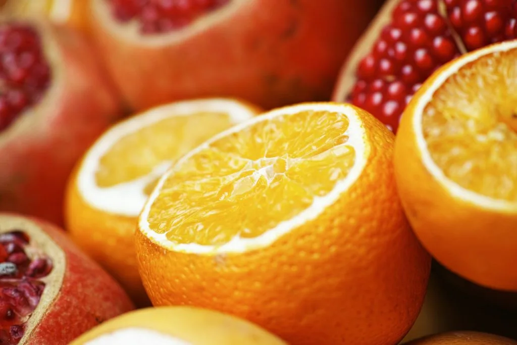 Cam lựu vitamin C