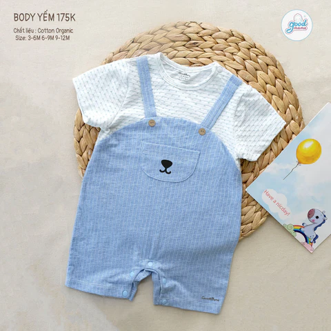 Mẫu bodysuit dáng yếm điệu đà cho bé diện hè
