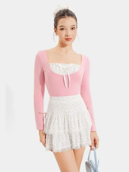 Áo thun tay dài ôm sát phối ren cotton làm lớp áo lót mềm mại