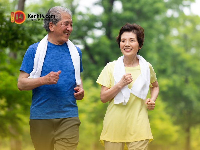 Người tập thể dục thư giãn