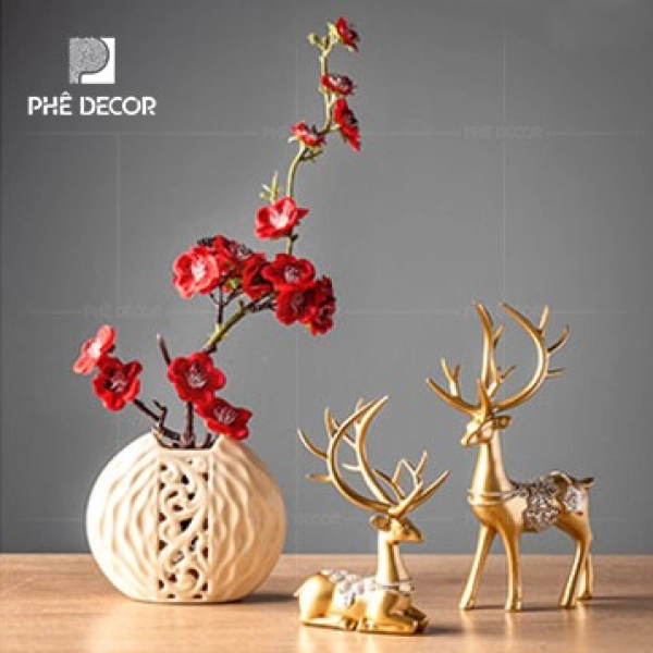 Gợi ý cách chọn decor cho phòng khách và không gian sống hiện đại