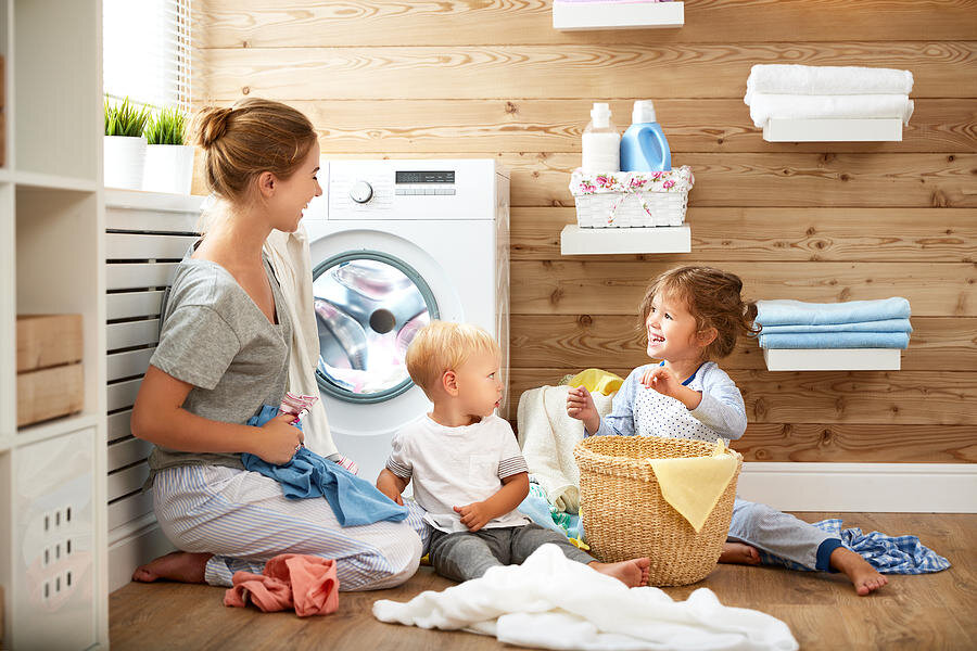 Dạy trẻ giặt quần áo và chịu trách nhiệm cá nhân