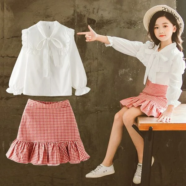 Những mẫu đầm thời trang cho bé gái 10 tuổi