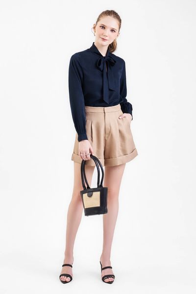 Outfit đơn giản hack dáng