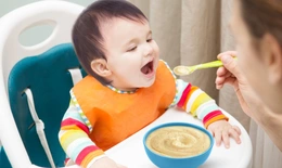 Bữa ăn dặm cho trẻ