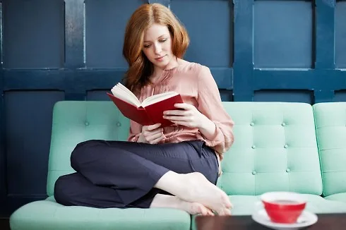 Đọc sách và trau dồi tri thức mang lại nền tảng vững chắc cho người mẹ