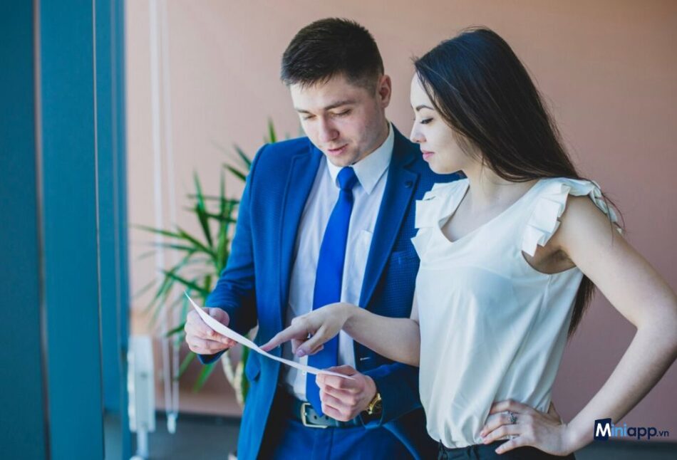 Họp gia đình về tiền bạc