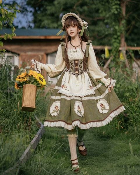 Country Lolita mộc mạc