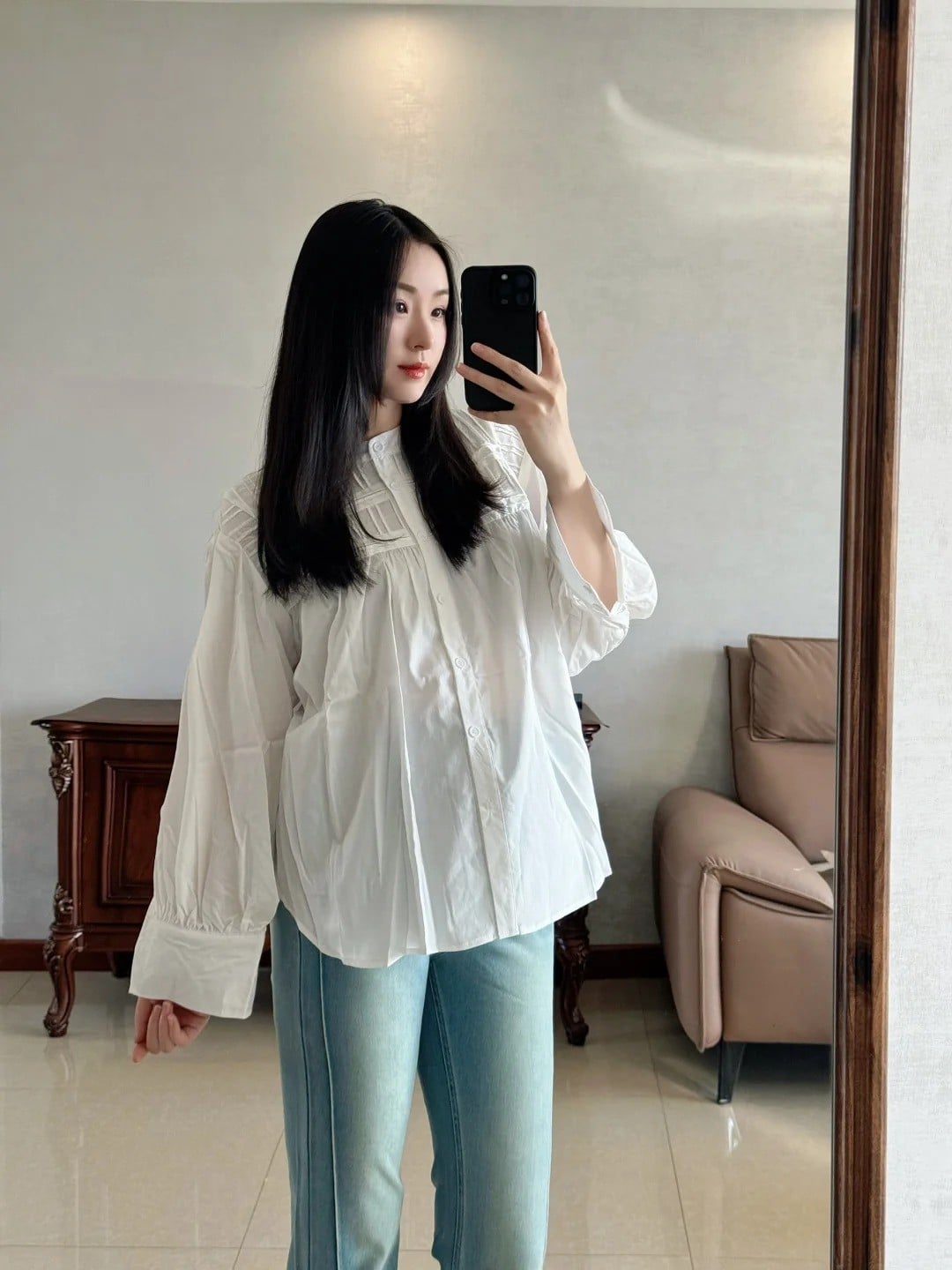 Áo sơ mi tay bồng phối quần suông