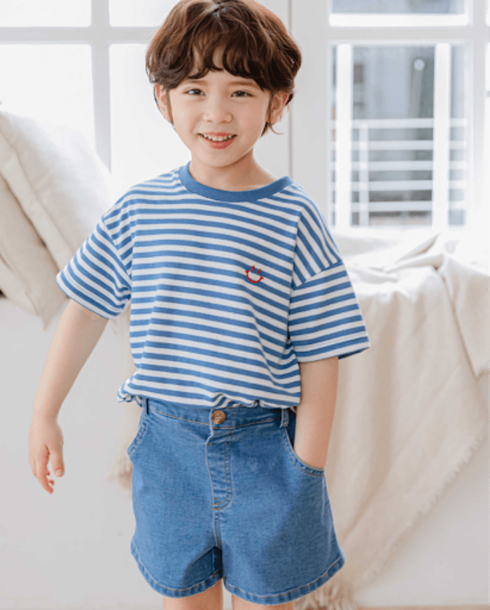 Đo chiều cao cho bé