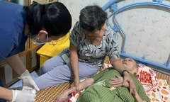 Hơn 1.000 người dân TP HCM được khám sức khỏe định kỳ miễn phí tại nhà