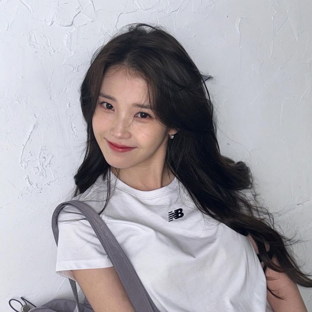 Minh họa xu hướng dưỡng da 2025