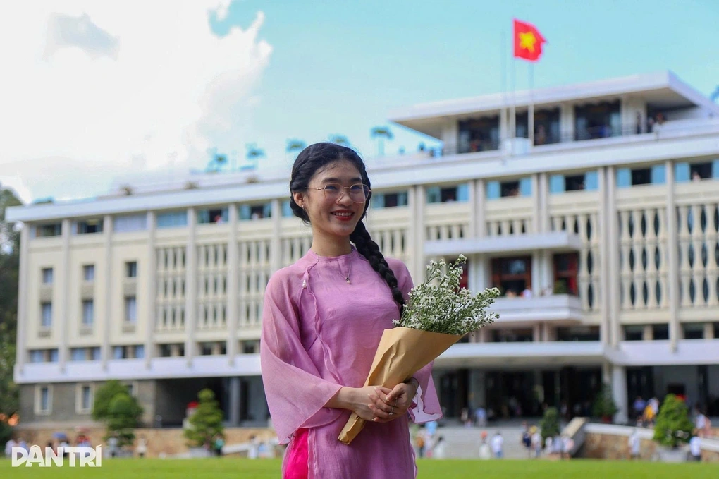 Không gian tham quan Dinh Độc Lập