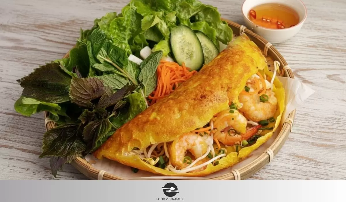 Bánh xèo khổng lồ giòn rụm miền Tây