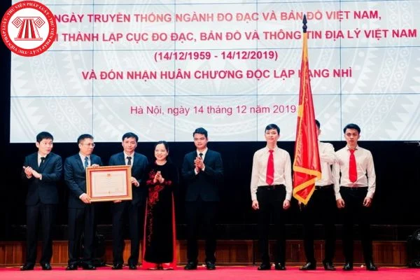 Bố cục đồ đạc và luồng di chuyển