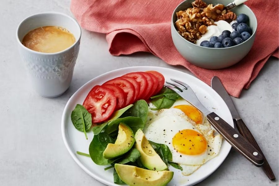 Bữa ăn low carb cân đối