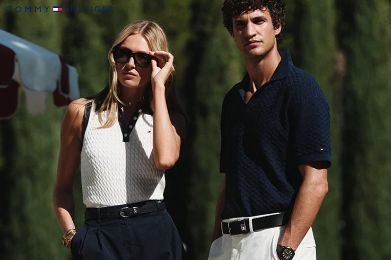 Từ sân tennis đến phố thị: Áo Polo Tommy Hilfiger nam vẫn giữ sức hút ra sao?