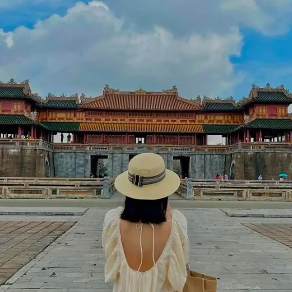 Đi Huế nên mặc gì mùa xuân