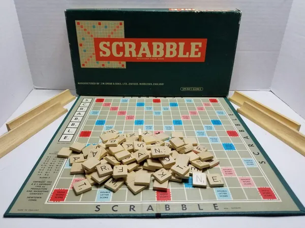 Scrabble - Game rèn luyện tư duy ngôn ngữ