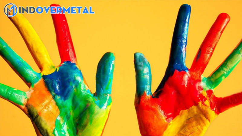 Người tô màu trong sổ tay