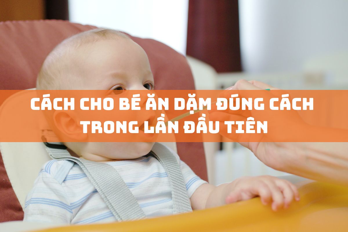 Bữa ăn dặm của bé