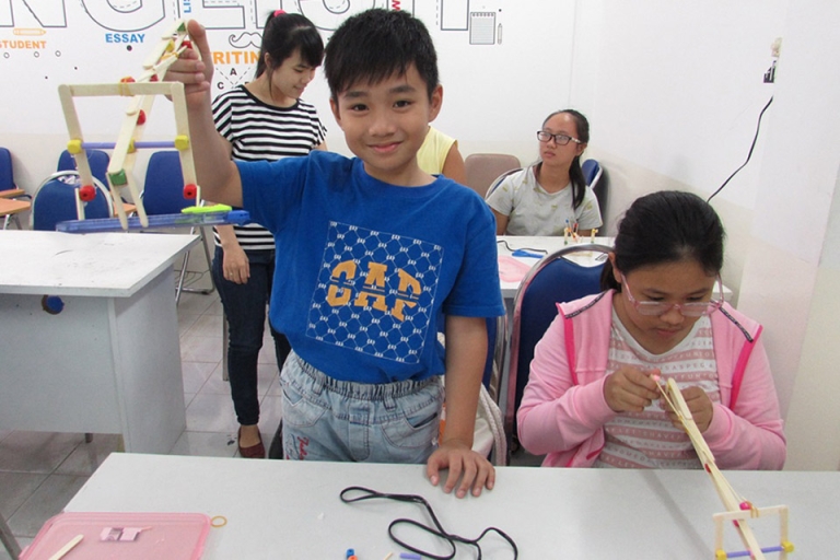 Giáo dục STEM cho học sinh tiểu học