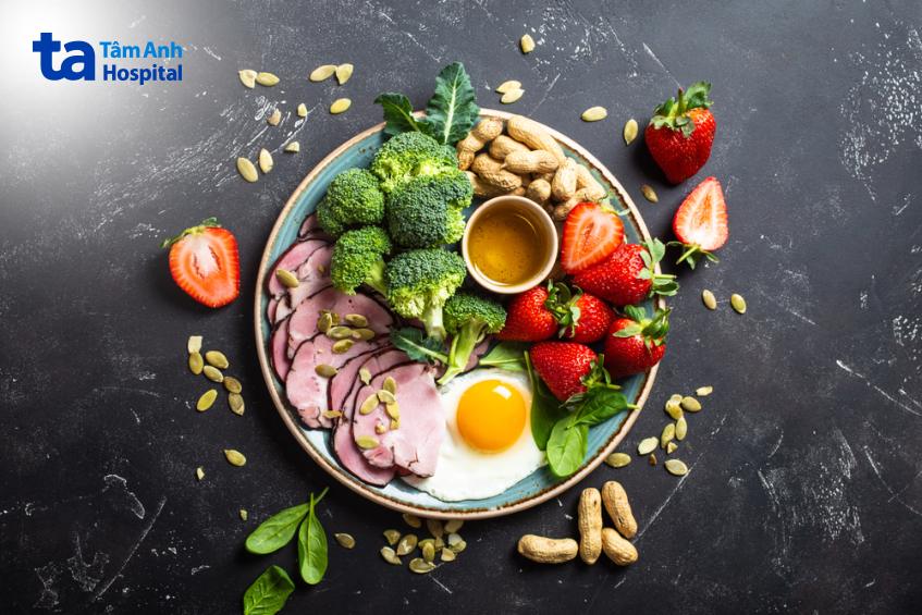 Chế độ ăn low carb và keto thúc đẩy đốt mỡ thừa