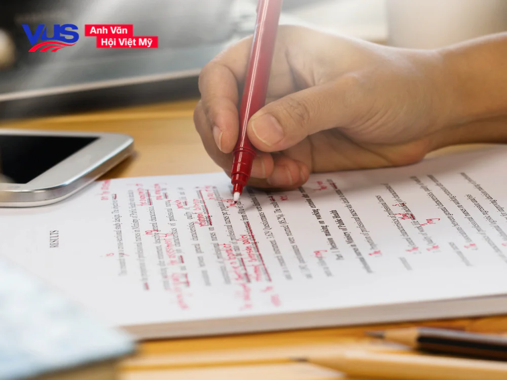Tham khảo tài liệu phù hợp để có lộ trình học tiếng Anh giao tiếp tại nhà hiệu quả