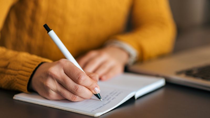 Cách viết bài luận học bổng