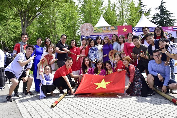 Cộng đồng du học sinh Việt Nam