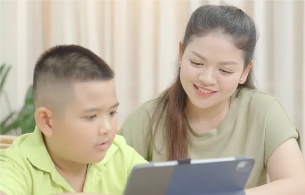 Phụ huynh bé Võ Thành Tâm