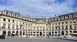 Trụ sở Van Cleef & Arpels tại quảng trường Place Vendôme Paris