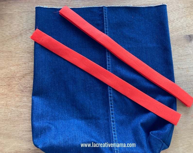 Trang trí appliqué bằng bàn ủi nhiệt