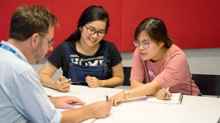 Trung Tâm Ngoại Ngữ Hội đồng Anh British Council