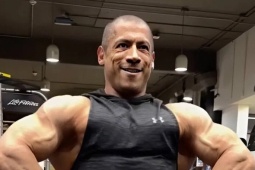 Huấn luyện viên thể hình đột ngột qua đời khi đang tập gym
