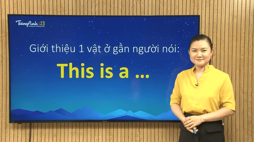Mẫu câu giới thiệu và hỏi đáp trong lớp
