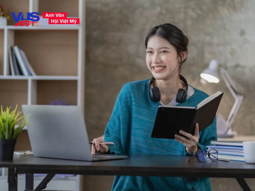 Hệ sinh thái học tập toàn diện tại VUS: Kết hợp công nghệ AI hiện đại và giáo viên bản xứ.