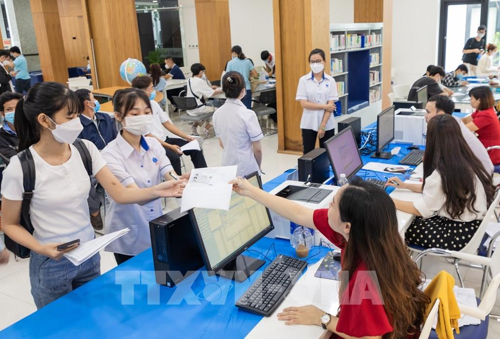Hồ sơ nhập học tân sinh viên cần chuẩn bị đầy đủ giấy tờ