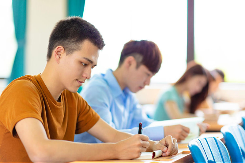 Thi thử trước khi bắt đầu thi chính thức
