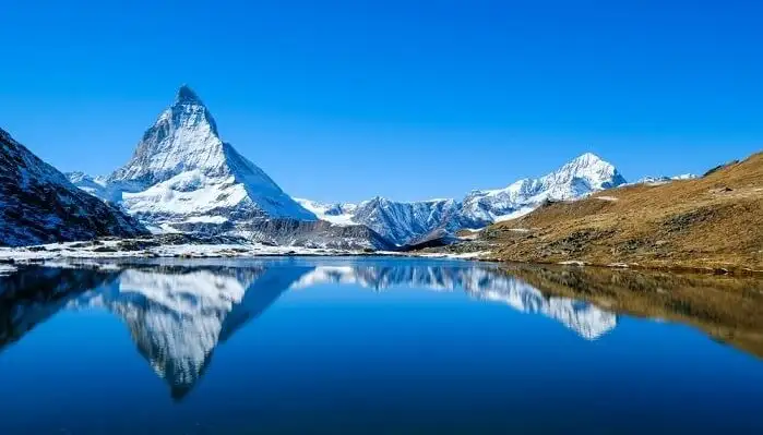 Tận hưởng không khí mát lạnh của Zermatt ở Thụy Sĩ