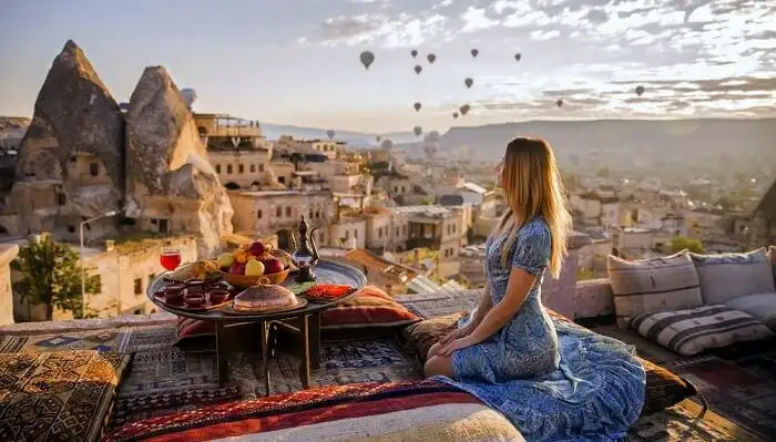 Góc nhìn tuyệt đẹp của chuyến đi khinh khí cầu ở Cappadocia
