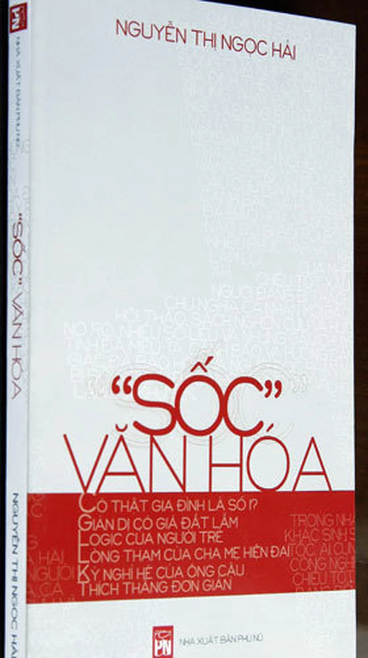 Sinh viên bối rối khi về nước