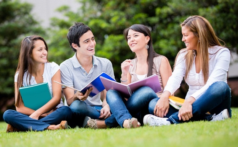 Tự đánh giá trung thực giúp sinh viên biết mình đang ở đâu trong lộ trình học