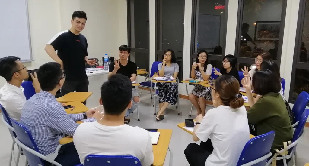 Trung tâm tiếng Anh cho dân văn phòng
