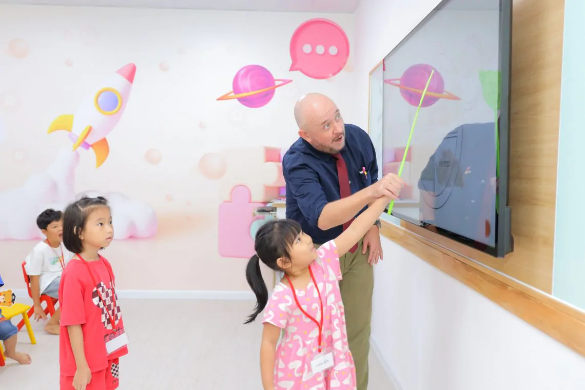 Cơ sở vật chất hiện đại hỗ trợ tối đa quá trình tiếp thu kiến thức của học sinh