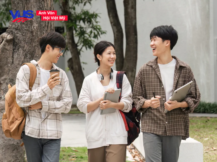 Bậc đại học và sau đại học yêu cầu năng lực tiếng Anh học thuật vượt trội