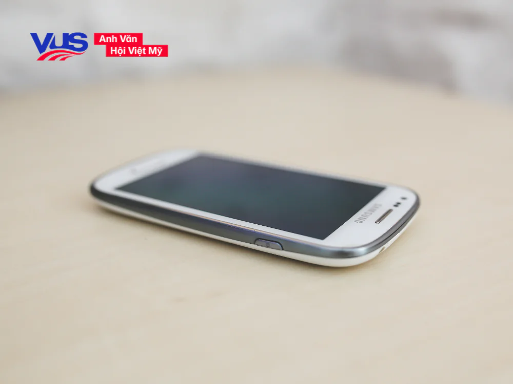 Có nên học app học tiếng Anh giao tiếp miễn phí?