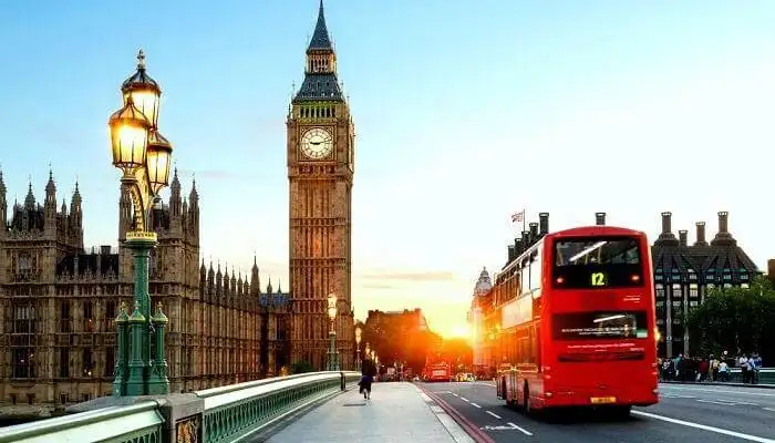 Khung cảnh hạnh phúc tại London