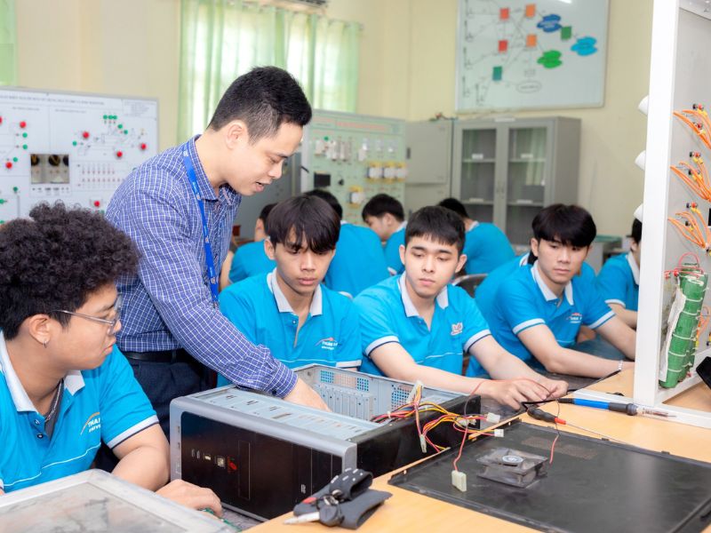 Phát triển trí tuệ cảm xúc